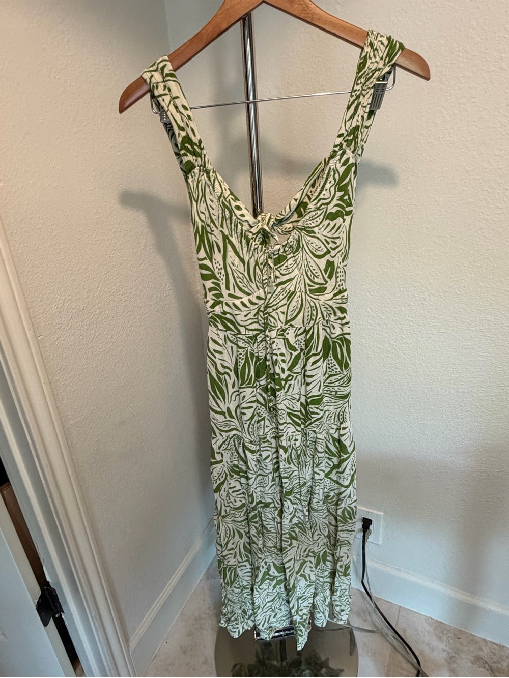 Green Leaf-Print Maxi Dress - Lightweight Summer Dress
